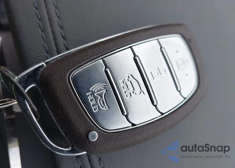 2021 Hyundai Ioniq Hybrid Blue z USA, uszkodzony, nr VIN KMHC65LC1MU250307